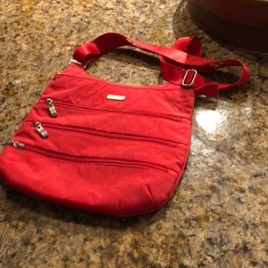 Baggallini crossbody in red.  Very nice condition.